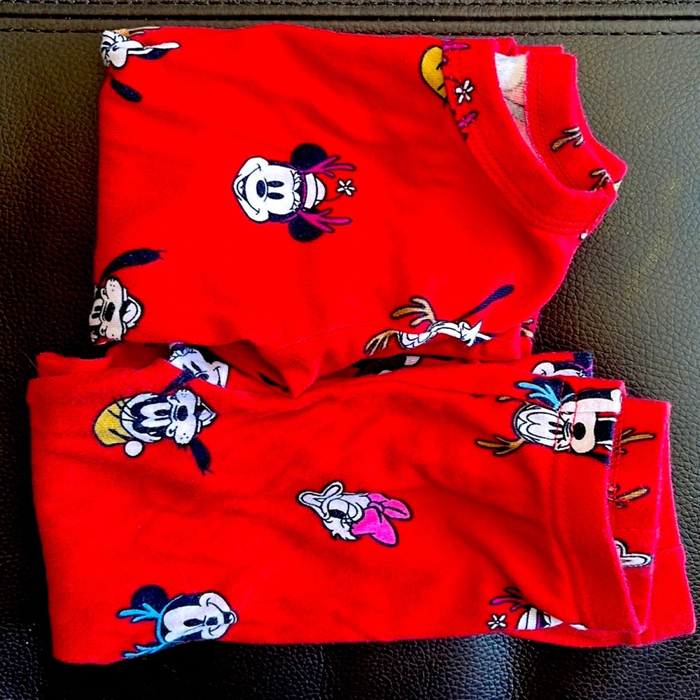 Character pj set
